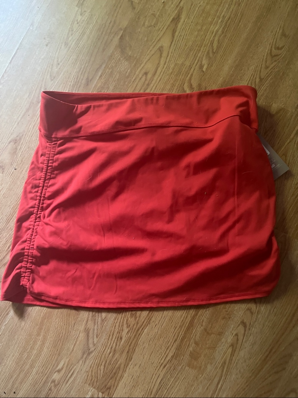 Women's Red skort with Side Ruching.NWT - Picture 2 of 4